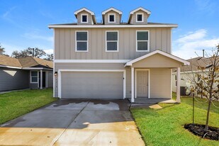 14730 Saw Ml in San Antonio, TX - Building Photo