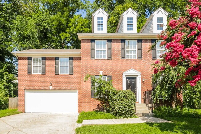 property at 713 Kelsey Ct