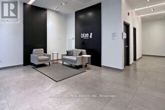 17-917 Dundonald St in Toronto, ON - Building Photo - Building Photo