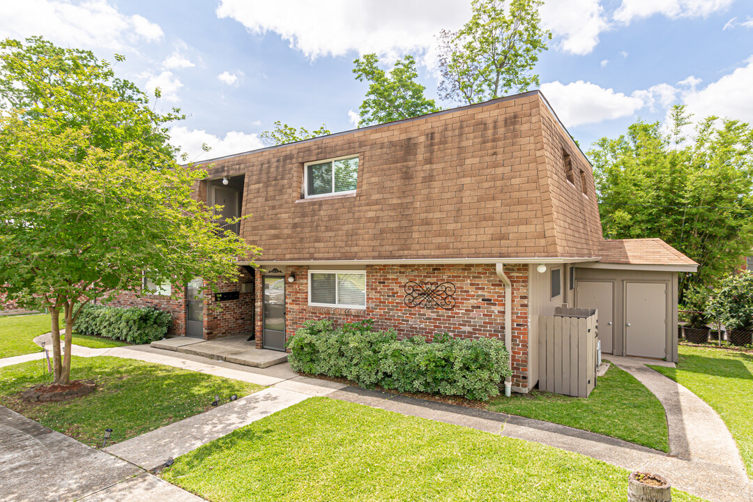 3716 W Metairie Ave S in Metairie, LA - Building Photo