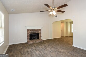 155 Mcgiboney Pl in Covington, GA - Building Photo - Building Photo