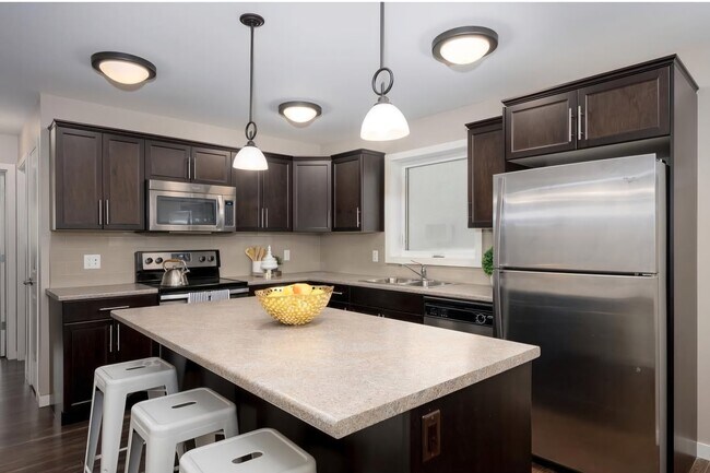 199 Kitson St in Winnipeg, MB - Building Photo - Building Photo