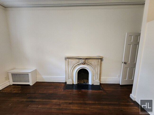 EAST 65 STREET in New York, NY - Building Photo - Building Photo