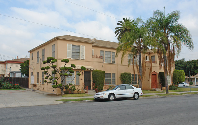 3401-3403 W 17th St in Los Angeles, CA - Building Photo - Building Photo