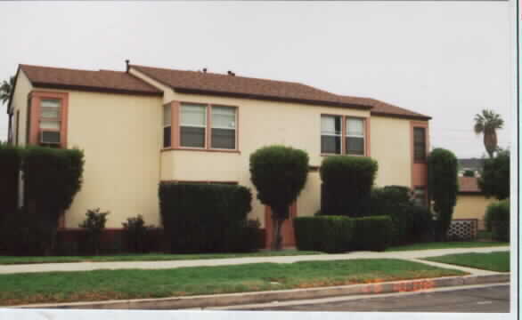 1809-1819 N Glenoaks Blvd in Burbank, CA - Building Photo - Building Photo