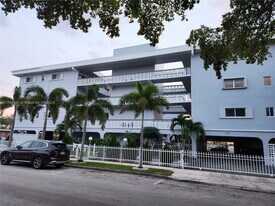 1818 Rodman St in Hollywood, FL - Building Photo