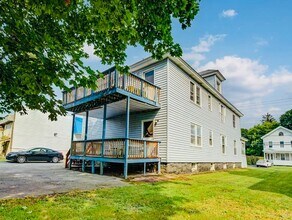 205 W Fulton St in Gloversville, NY - Building Photo - Building Photo