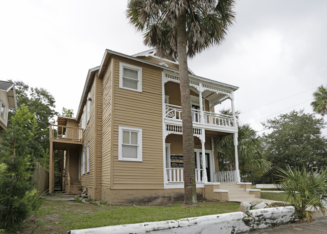 306 E 3rd St in Jacksonville, FL - Building Photo - Building Photo