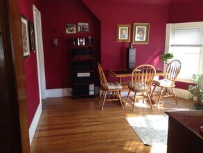 543 Broadway, Unit #1 in Somerville, MA - Foto de edificio - Building Photo