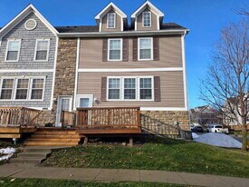 4410-4152 152nd St in Urbandale, IA - Building Photo