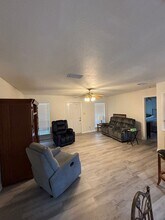 140 Mississippi St in Dauphin Island, AL - Foto de edificio - Building Photo