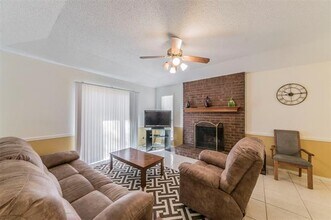 7512 Down Hill Dr in Fort Worth, TX - Building Photo - Building Photo
