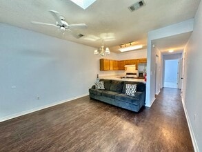 1828 Whispering Oaks Ln in Fort Walton Beach, FL - Building Photo - Building Photo