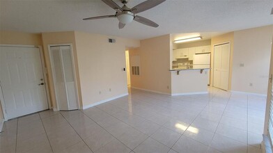 4805 Normandy Pl in Orlando, FL - Building Photo - Building Photo