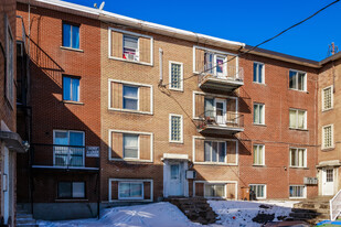 245 Camille St in Lachine, QC - Building Photo