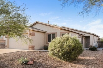 3652 W Avenida Obregon in Tucson, AZ - Building Photo - Building Photo