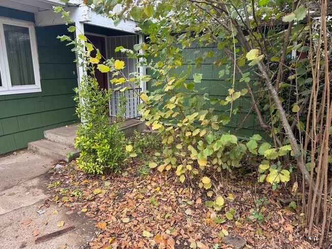 property at 930 54th St