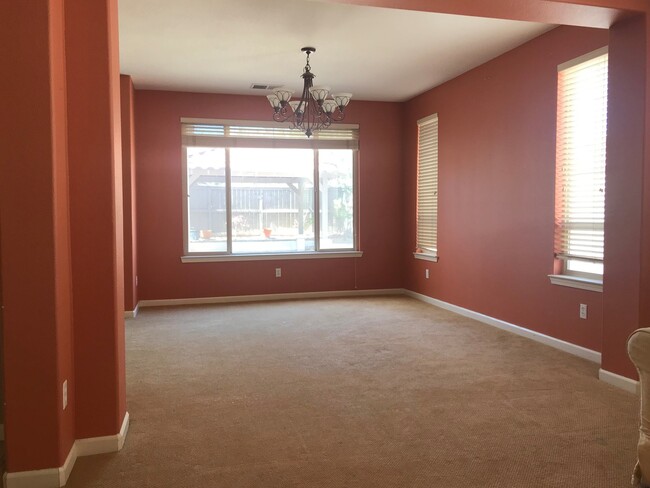 property at 480 Cicada Ct