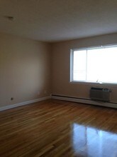 71 Oxford Ave-Unit -4 in Cambridge, MA - Building Photo - Building Photo