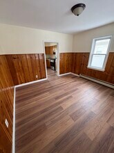 19 Spring St in South River, NJ - Foto de edificio - Building Photo