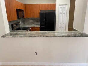 4919 Schooner Dr in Fort Lauderdale, FL - Building Photo - Building Photo