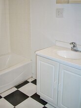 5102 N Winchester Ave, Unit 3 in Chicago, IL - Building Photo - Building Photo