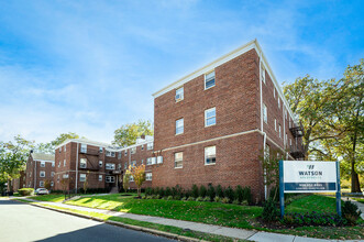 Watson Apartments in Elizabeth, NJ - Foto de edificio - Building Photo