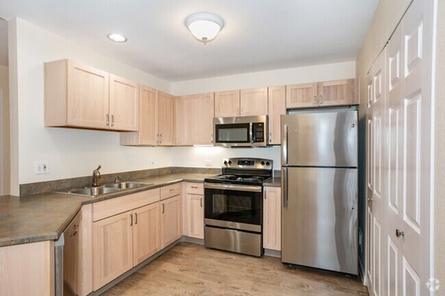 Concordia on the Lake in Littleton, CO - Foto de edificio - Building Photo