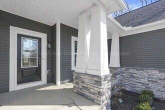 7570 Dublin Rd in Dublin, OH - Building Photo - Building Photo