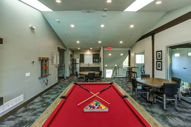 Sterling Pointe Apartments