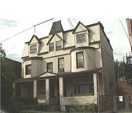 406 Atwood St, Unit 1 in Pittsburgh, PA - Foto de edificio - Building Photo