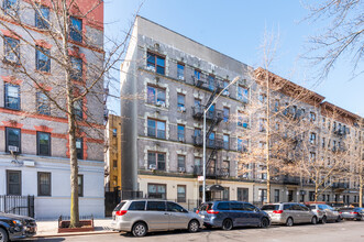 502 W 173rd St in New York, NY - Foto de edificio - Building Photo