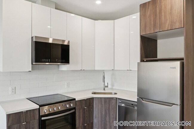 1970 Dorchester Ave