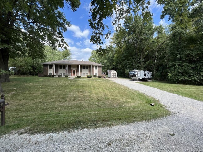 41 NE 360th Rd in Warrensburg, MO - Building Photo - Building Photo