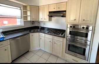 1521 209th St in Bayside, NY - Building Photo - Building Photo