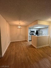 7100 W Pirates Cove Rd-Unit -1051 in Las Vegas, NV - Building Photo - Building Photo