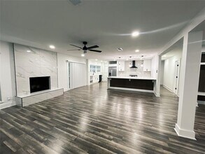 2800 Sadler Ave in Fort Worth, TX - Building Photo - Building Photo