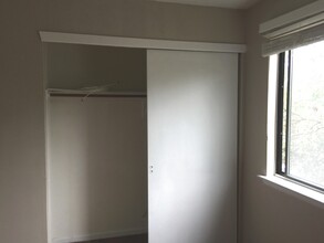8206 Tamarron Dr in Plainsboro, NJ - Building Photo - Building Photo