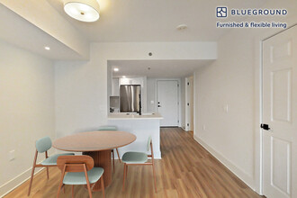 1221 S Eads St, Unit FL16-ID3098A in Arlington, VA - Foto de edificio - Building Photo