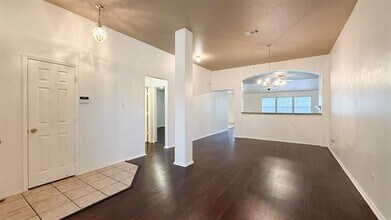 1213 Maple Terrace Dr in Mansfield, TX - Building Photo - Building Photo