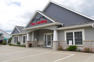 The Landing of Clinton in Clinton, IA - Building Photo