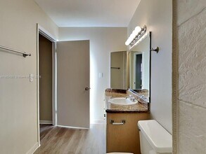 1389 SW 151st Ave in Sunrise, FL - Building Photo - Building Photo
