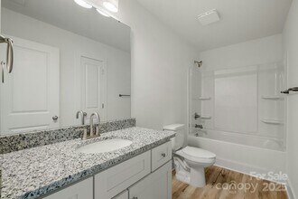 609 Linwood Rd in Gastonia, NC - Building Photo - Building Photo