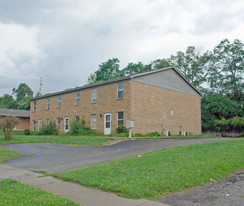 4327-4337 Fairoaks Dr Apartments