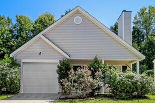524 Moss Stream Ln in Charlotte, NC - Building Photo