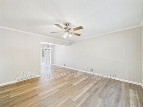 9710 E 50th St in Kansas City, MO - Building Photo - Building Photo