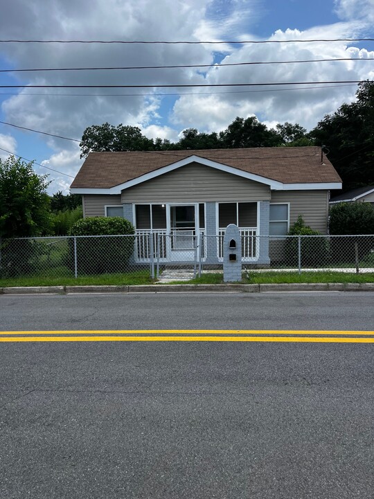 406 Hiley St in Fort Valley, GA - Building Photo