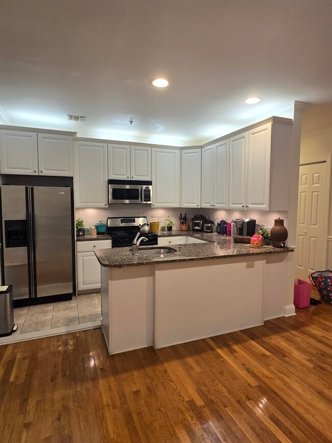 82 Clinton St in Hoboken, NJ - Building Photo - Building Photo