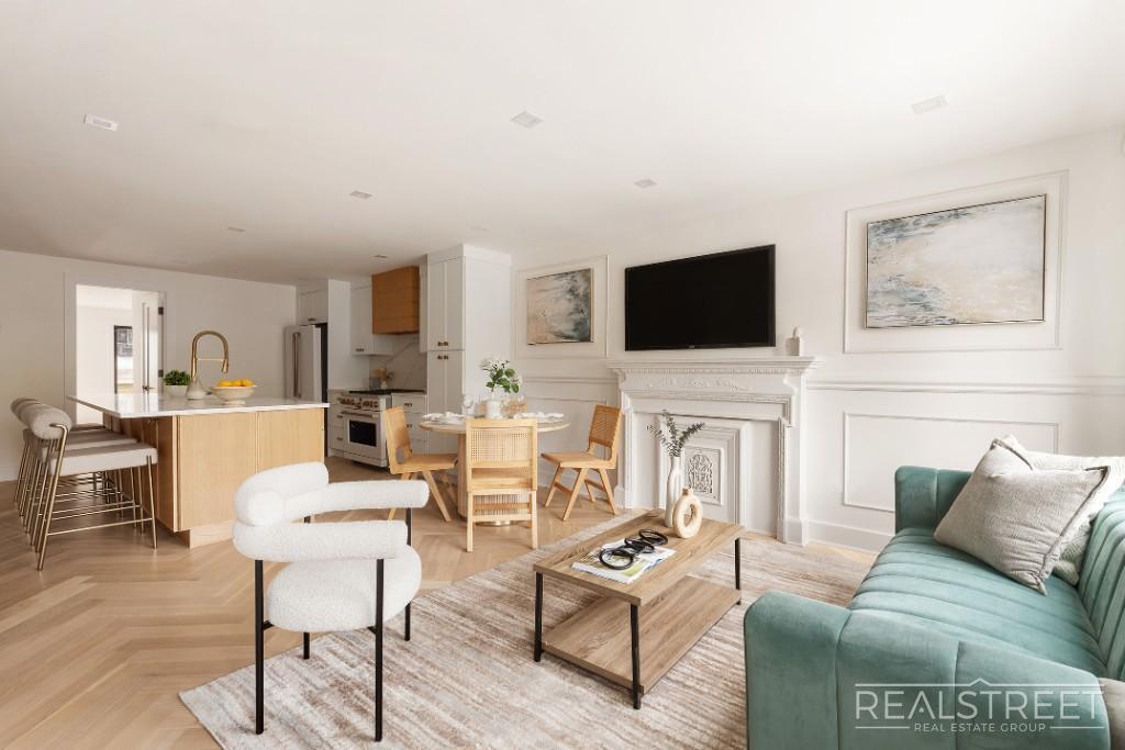 Exquisite 3 BR 3.5 BA Home with Private Pa in Brooklyn, NY - Foto de edificio
