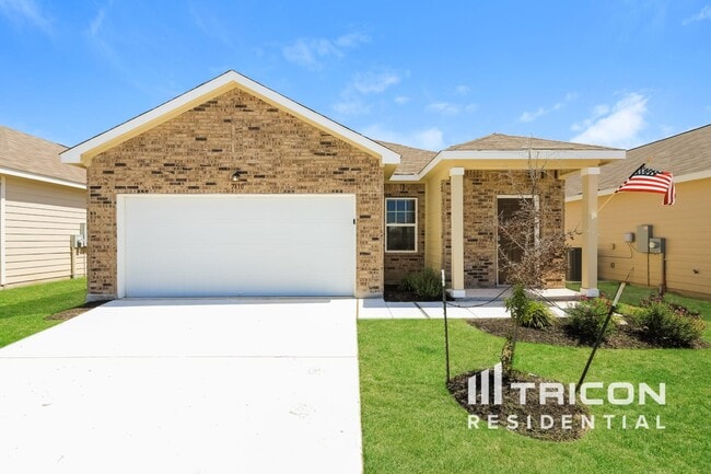 property at 7430 Boa Holw